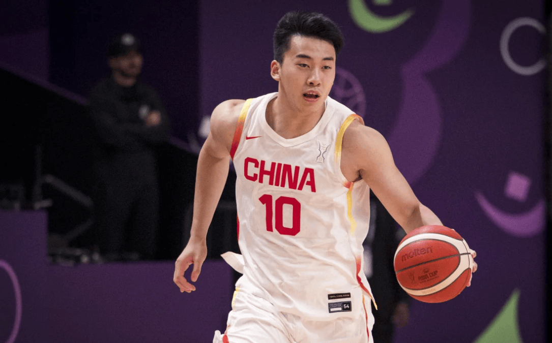 中国男篮不, 队落后比分, 的关注