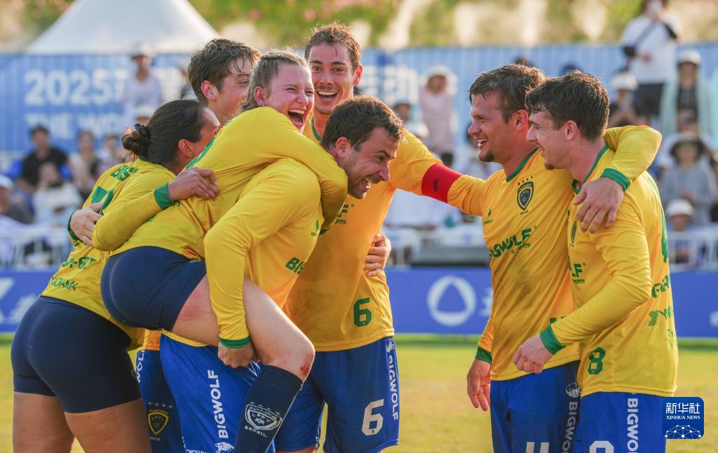 士德球队球, AA, msn