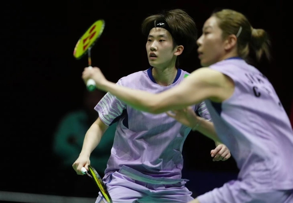 VS, 轻松跻身四, 丹麦安东森