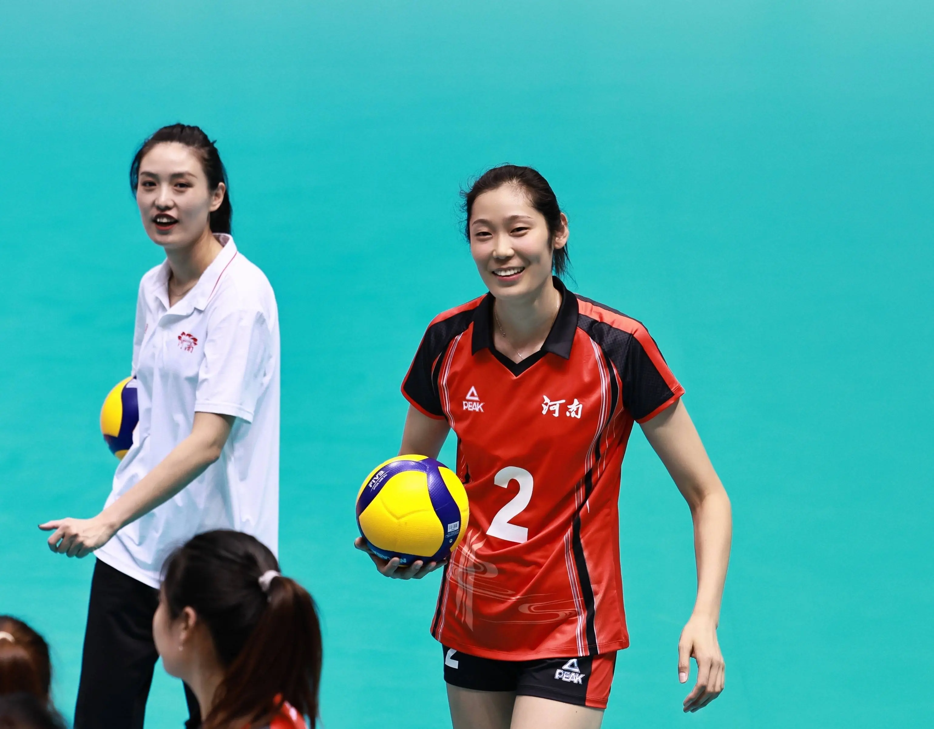 香港, 四川由王晨 香港, 四川由王晨