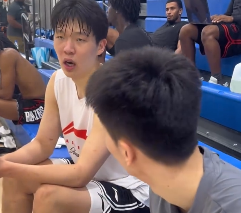 问杨瀚森什, 你不也跑不 问杨瀚森什, 你不也跑不